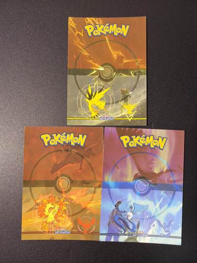 NO.31 好又多金牌大场，期期夯爆，每周必拍！要啥有啥，一站式配齐，方便凑单！（周6晚9点截拍，卖家送拍0抽成！） 新秀卡牌 宝可梦 闪电鸟 急冻鸟 火焰鸟 3张 镭光