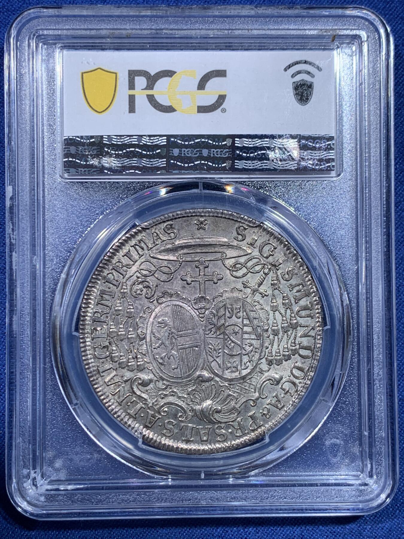 《竞宝斋》第482场 周日，周一 2场连拍 （全场包邮）20级店铺 欢迎送拍 唯一冠军分 PCGS MS62 神圣罗马帝国萨尔茨堡 1759年 主教区泰勒大银币 独年流通泰勒 好品极少 盒子上有裂纹 对于这样品质的藏品来说盒子问题已经可以忽略