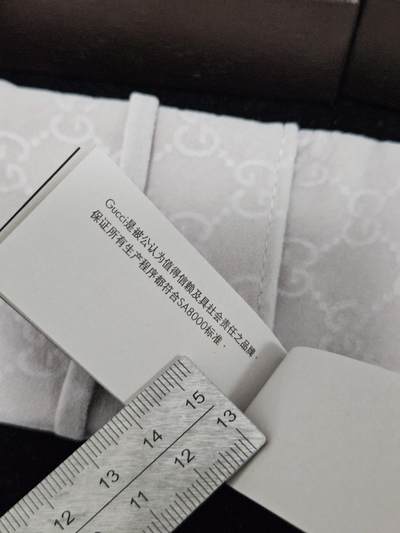 0元起拍勋章 第348期 咸鱼国勋章拍卖专场 4月22日（周三）下午6：00开始 正品 GUCCI戒指带盒带证书 925银制 内圈直径15.6