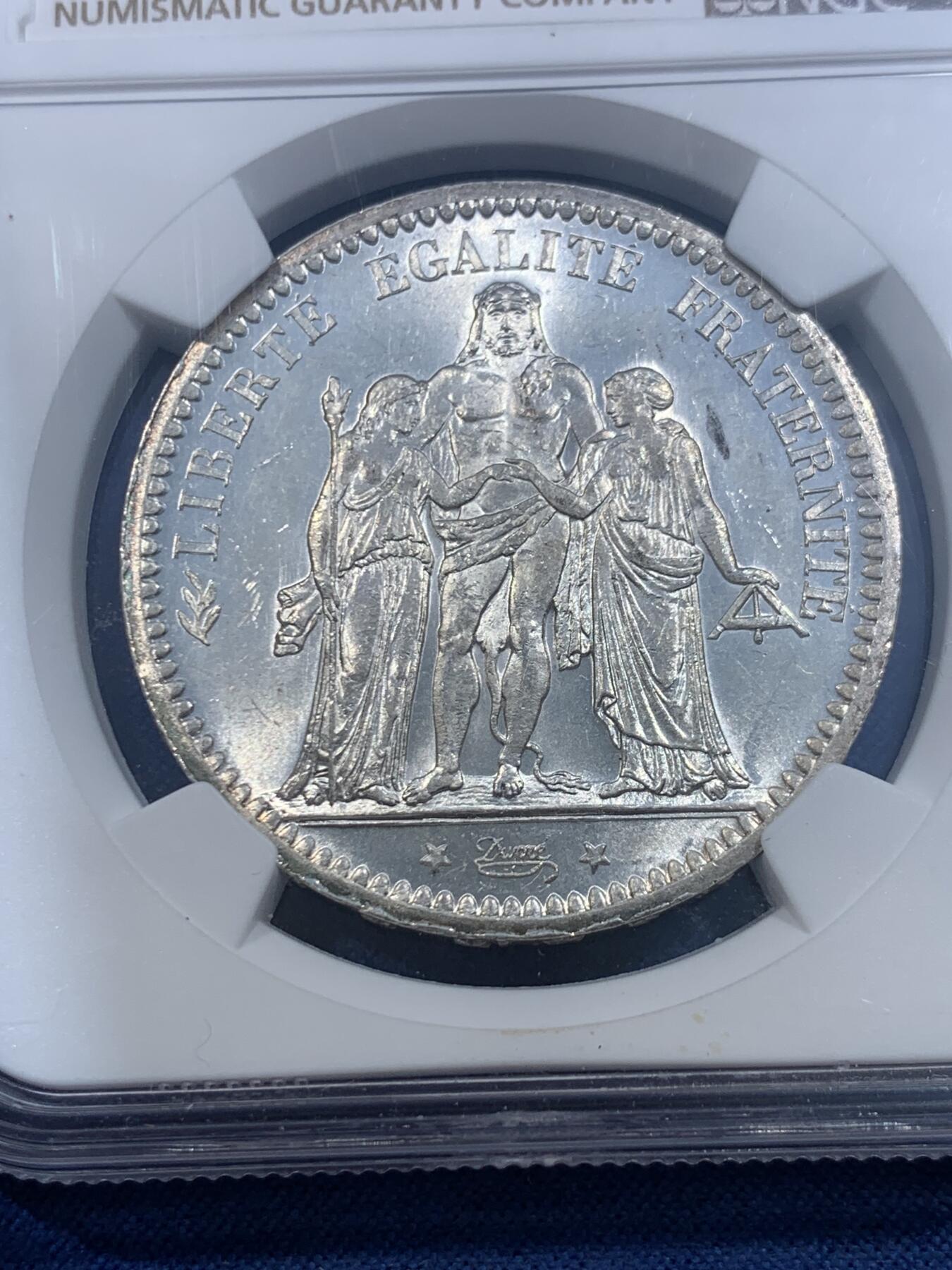 《竞宝斋》第482场 周日，周一 2场连拍 （全场包邮）20级店铺 欢迎送拍 NGC MS64 法国 法兰西第三共和国1873A大力神5法郎银币 好品好质感 分数也不错