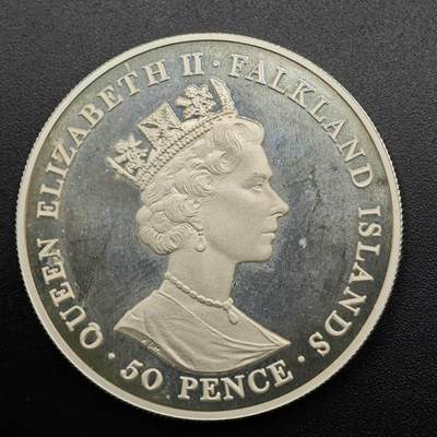 【淘币小摊】实时拍第八百九十六拍   银币套币场    每周一统一发货 福克兰群岛2001年女王75周岁50便士精制银币