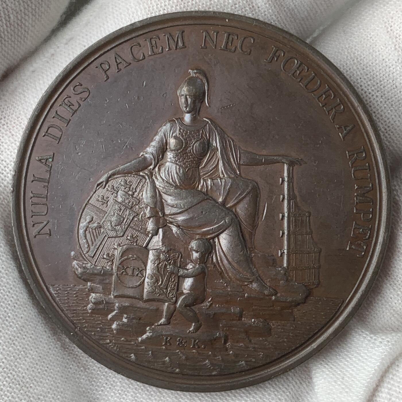 掌中浮雕-藏着的欧洲第059场 1801年爱尔兰并入大不列颠，合并为大不列颠及爱尔兰联合王国纪念铜章，正面乔治三世头像，48mm