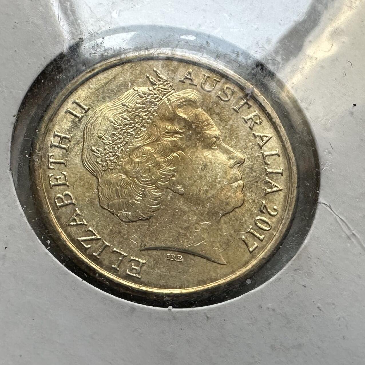 🌹外币初藏🌹🐯2026年第44场   每周二四六晚8️⃣点  世界硬币  澳大利亚 2017年 《袋貂魔法》30周年 2澳元彩色纪念币（蓝绿版）