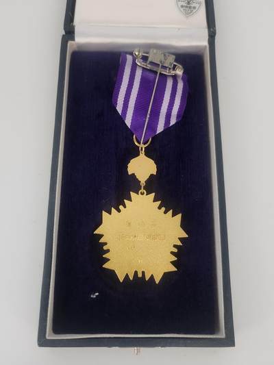 南水社第5次拍卖   在日本大韩民国居留民团 有功章带盒 插针部分有锈