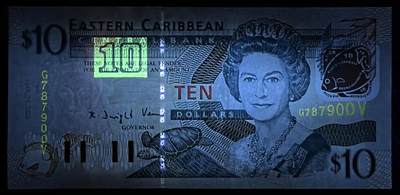 小福收藏拍卖第205期 裸钞场 本期有多张豹子号靓号  大量民国钞 百慕大样钞洋葱冠全套  阿富汗首年份查希尔国王和独立纪念碑 仅发行1000枚亚克力砖封蒙古20000图格里克帝国800周年纪念钞 卢旺达 东加勒比 斯里兰卡等多国精美纸币 东加勒比（V）圣文森特和格林纳达丁斯 2003年 10元 双尾 金鱼贴膜 unc