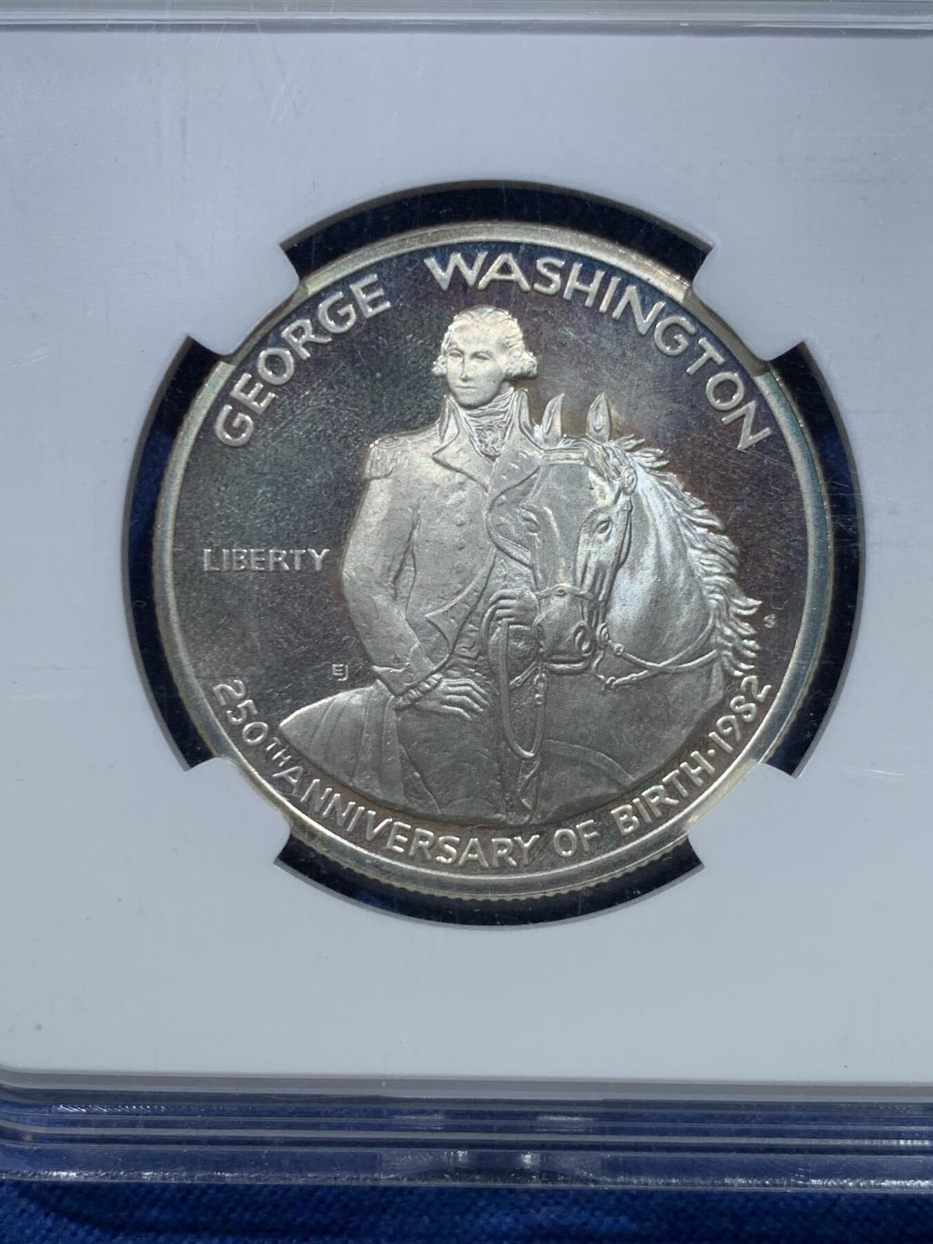 《竞宝斋》第482场 周日，周一 2场连拍 （全场包邮）20级店铺 欢迎送拍 美国1982年乔治·华盛顿诞辰250周年纪念半元精制银币