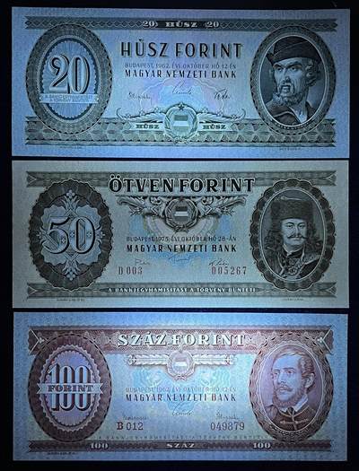 小福收藏拍卖第205期 裸钞场 本期有多张豹子号靓号  大量民国钞 百慕大样钞洋葱冠全套  阿富汗首年份查希尔国王和独立纪念碑 仅发行1000枚亚克力砖封蒙古20000图格里克帝国800周年纪念钞 卢旺达 东加勒比 斯里兰卡等多国精美纸币 匈牙利 1962年 20福林 无47+1962年 100福林+1975年 50福林 unc