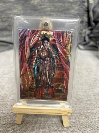 喜灰玩卡拍卖第八期，接拍品0佣金，欢迎送拍，释放现金流，让自己有资金可以购买更多喜欢的卡牌，让别的卡友能淘到更多心仪的卡牌 【亲签限编】卡德曼 张建东水浒 张建东老师 亲签 限编042/108编 折光粗闪