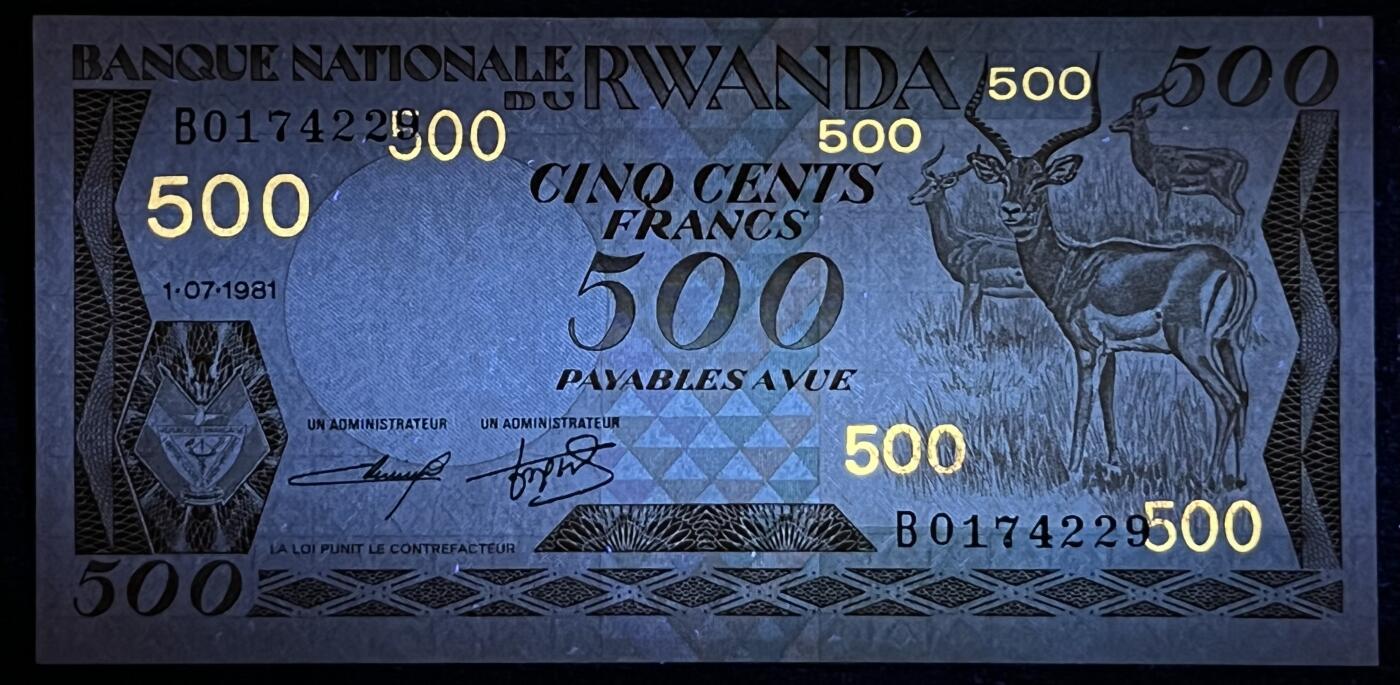 小福收藏拍卖第205期 裸钞场 本期有多张豹子号靓号  大量民国钞 百慕大样钞洋葱冠全套  阿富汗首年份查希尔国王和独立纪念碑 仅发行1000枚亚克力砖封蒙古20000图格里克帝国800周年纪念钞 卢旺达 东加勒比 斯里兰卡等多国精美纸币