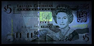 小福收藏拍卖第205期 裸钞场 本期有多张豹子号靓号  大量民国钞 百慕大样钞洋葱冠全套  阿富汗首年份查希尔国王和独立纪念碑 仅发行1000枚亚克力砖封蒙古20000图格里克帝国800周年纪念钞 卢旺达 东加勒比 斯里兰卡等多国精美纸币 东加勒比（V）圣文森特和格林纳达丁斯 2000年 5元 无47 豹子号999 金鱼贴膜 unc