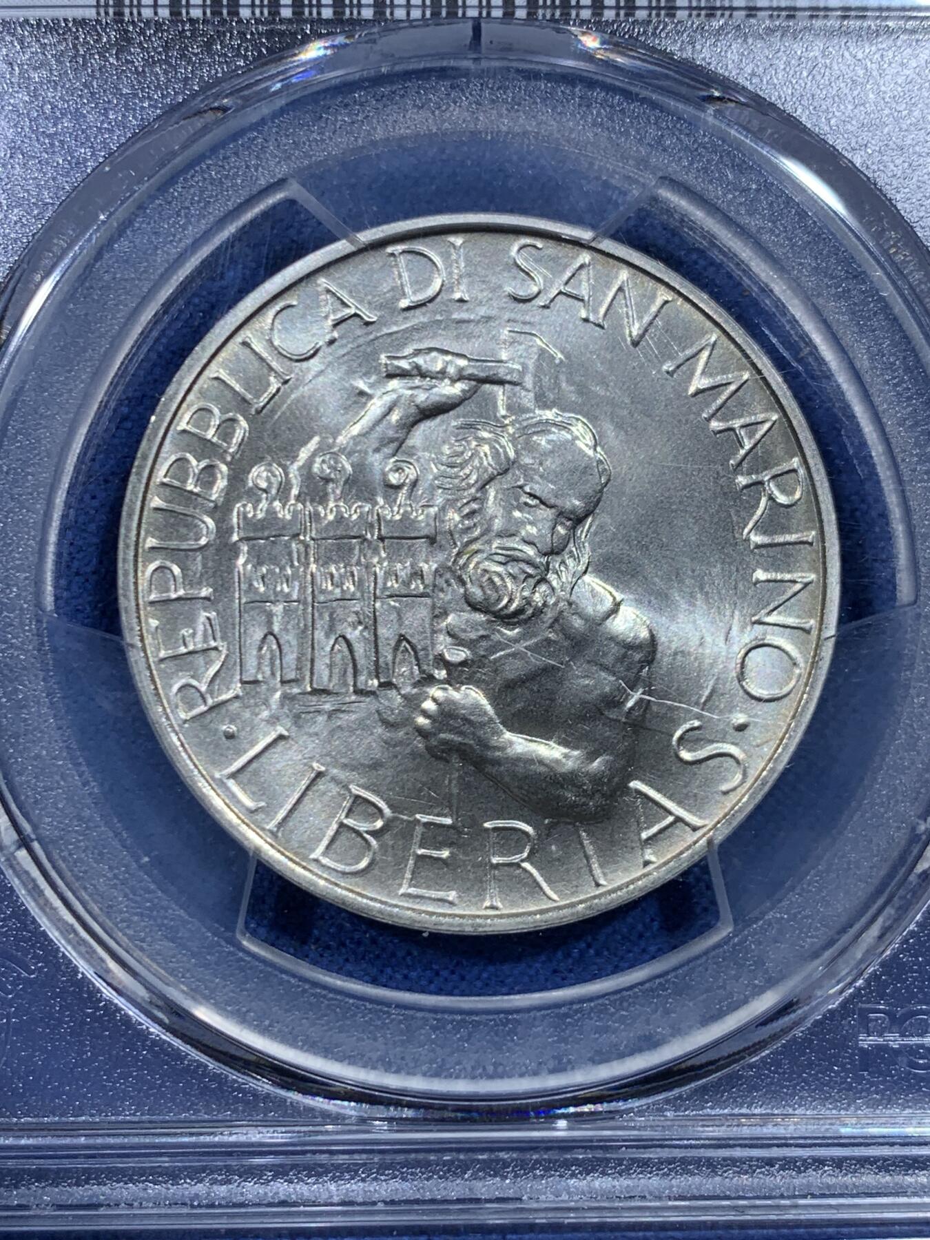 《竞宝斋》第482场 周日，周一 2场连拍 （全场包邮）20级店铺 欢迎送拍 PCGS MS69 圣马力诺1994年1000里拉银币，圣马力诺共和国主题，守护圣人图案，近满分极美品，顶级收藏状态，欧洲袖珍国精品