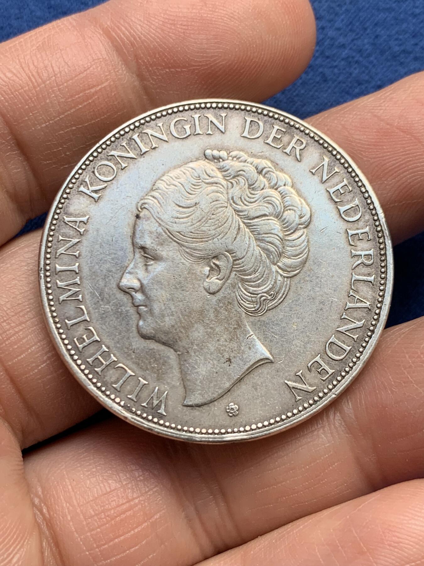 《竞宝斋》第482场 周日，周一 2场连拍 （全场包邮）20级店铺 欢迎送拍 荷兰1929年威廉敏娜2.5盾银币