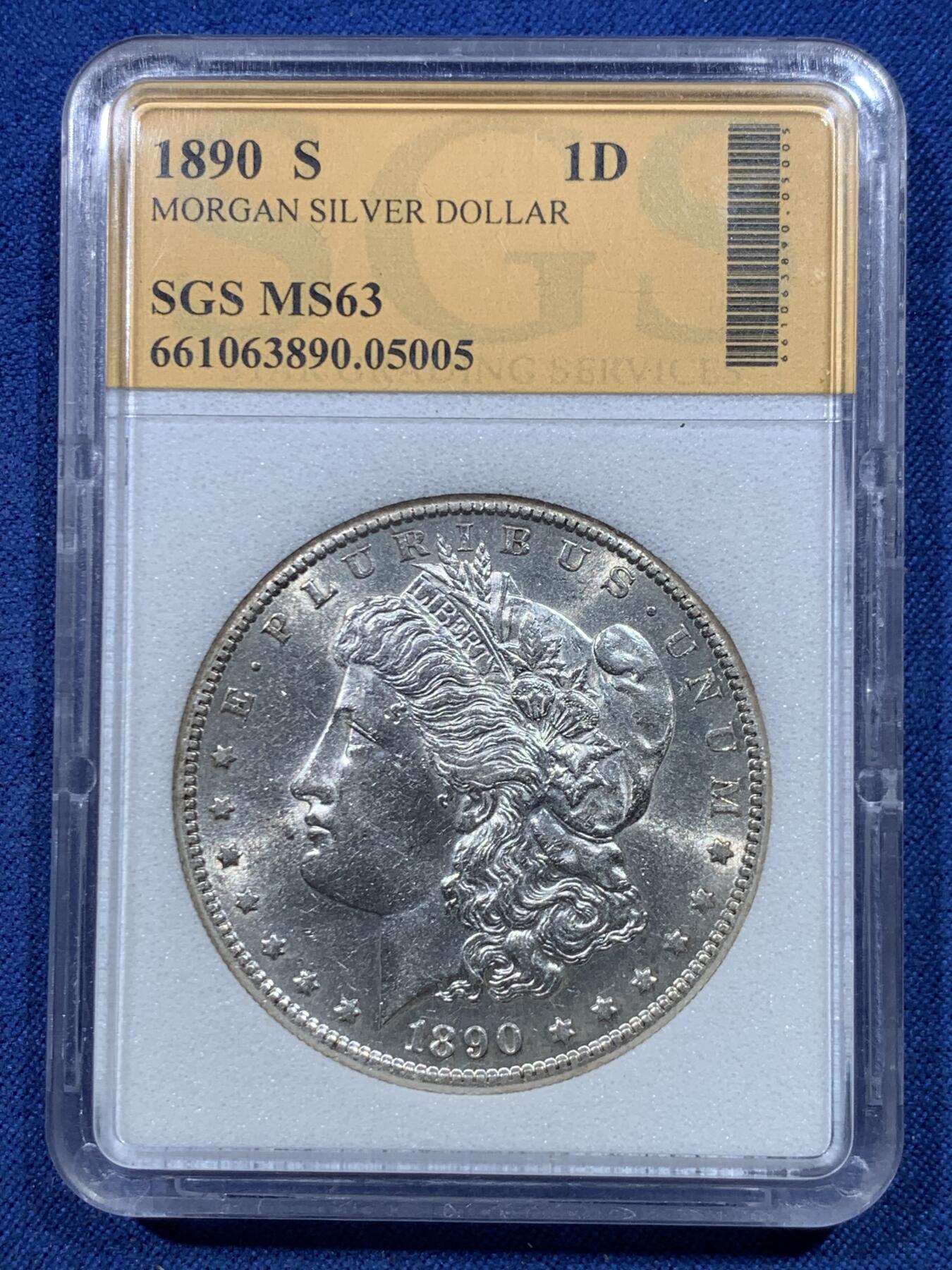 《竞宝斋》第482场 周日，周一 2场连拍 （全场包邮）20级店铺 欢迎送拍 SGS MS63 美国1890年摩根1美元银币 少见的封装盒 细节见图