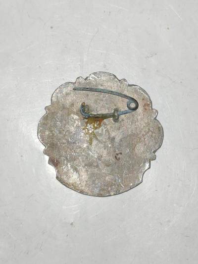 韵星假日军品类拍卖第56期  -- Rimey Holidays Militaria Auction 56 越南社会主义共和国好人好事奖章