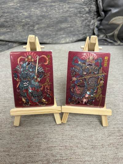 喜灰玩卡拍卖第八期，接拍品0佣金，欢迎送拍，释放现金流，让自己有资金可以购买更多喜欢的卡牌，让别的卡友能淘到更多心仪的卡牌 【亲签】超吉梦 天命西游特卡 大真老师亲签 门神 一对 