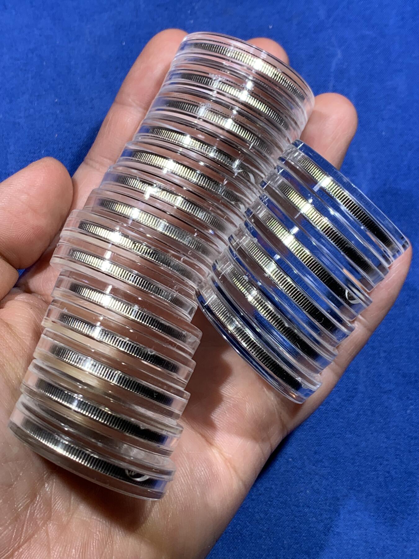 《竞宝斋》第482场 周日，周一 2场连拍 （全场包邮）20级店铺 欢迎送拍 20枚一组 泰国20泰铢纪念币 均为造币厂原封装 好品状态