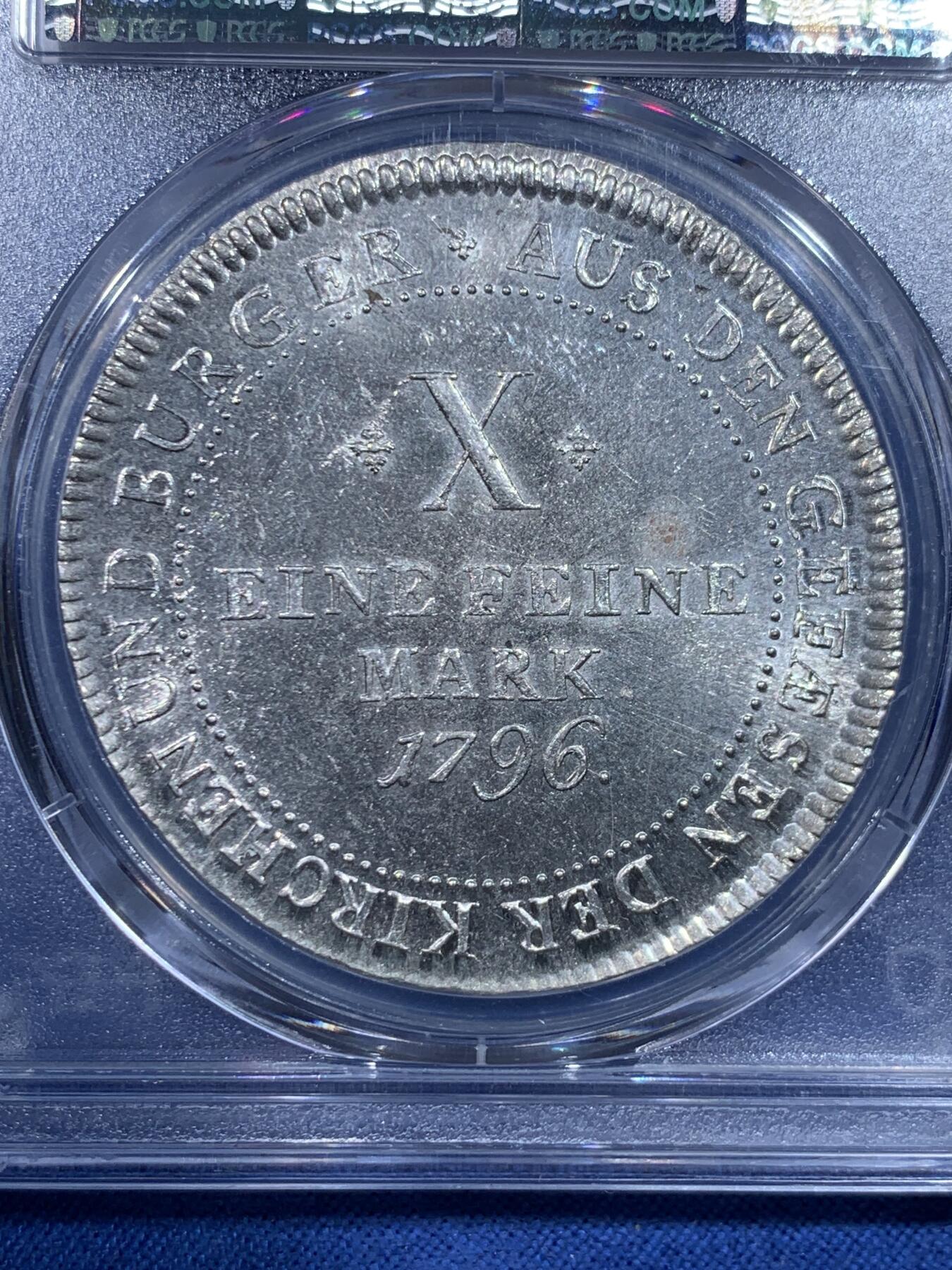 《竞宝斋》第482场 周日，周一 2场连拍 （全场包邮）20级店铺 欢迎送拍 季军分 PCGS MS63 德国 1796 法兰克福 烤鸡泰勒大银币 白净凝霜 十字转光 低评了