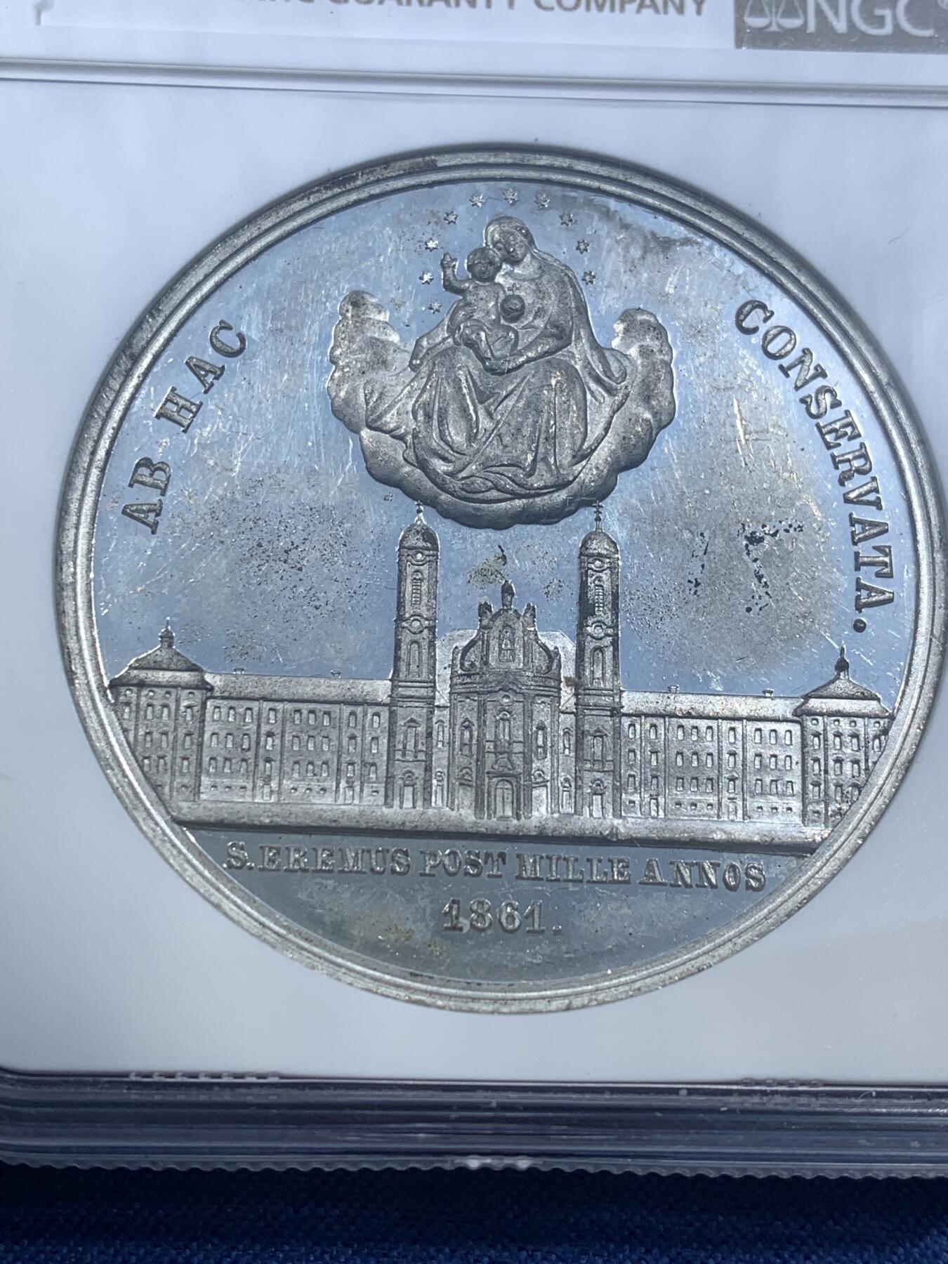 《竞宝斋》第482场 周日，周一 2场连拍 （全场包邮）20级店铺 欢迎送拍 NGC MS61 瑞士1861年亨利四世修道院建成1000周年纪念章，WM材质，双面高浮雕深打，PL底板，修道院景观丝丝入扣，状态非常好。