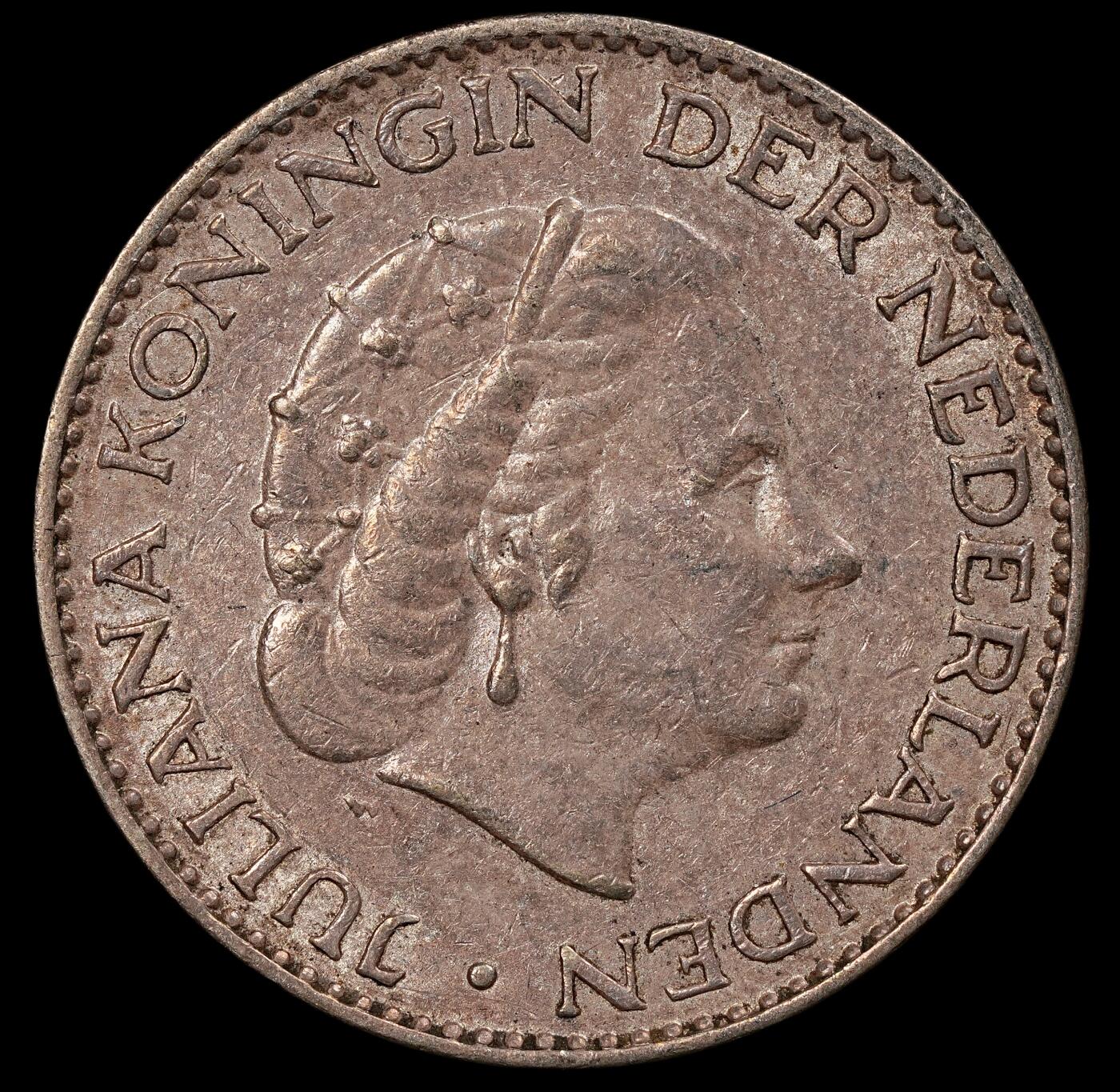 修遠堂世界钱币第112期  1956年荷兰年1盾银币，6.5g，含银72%