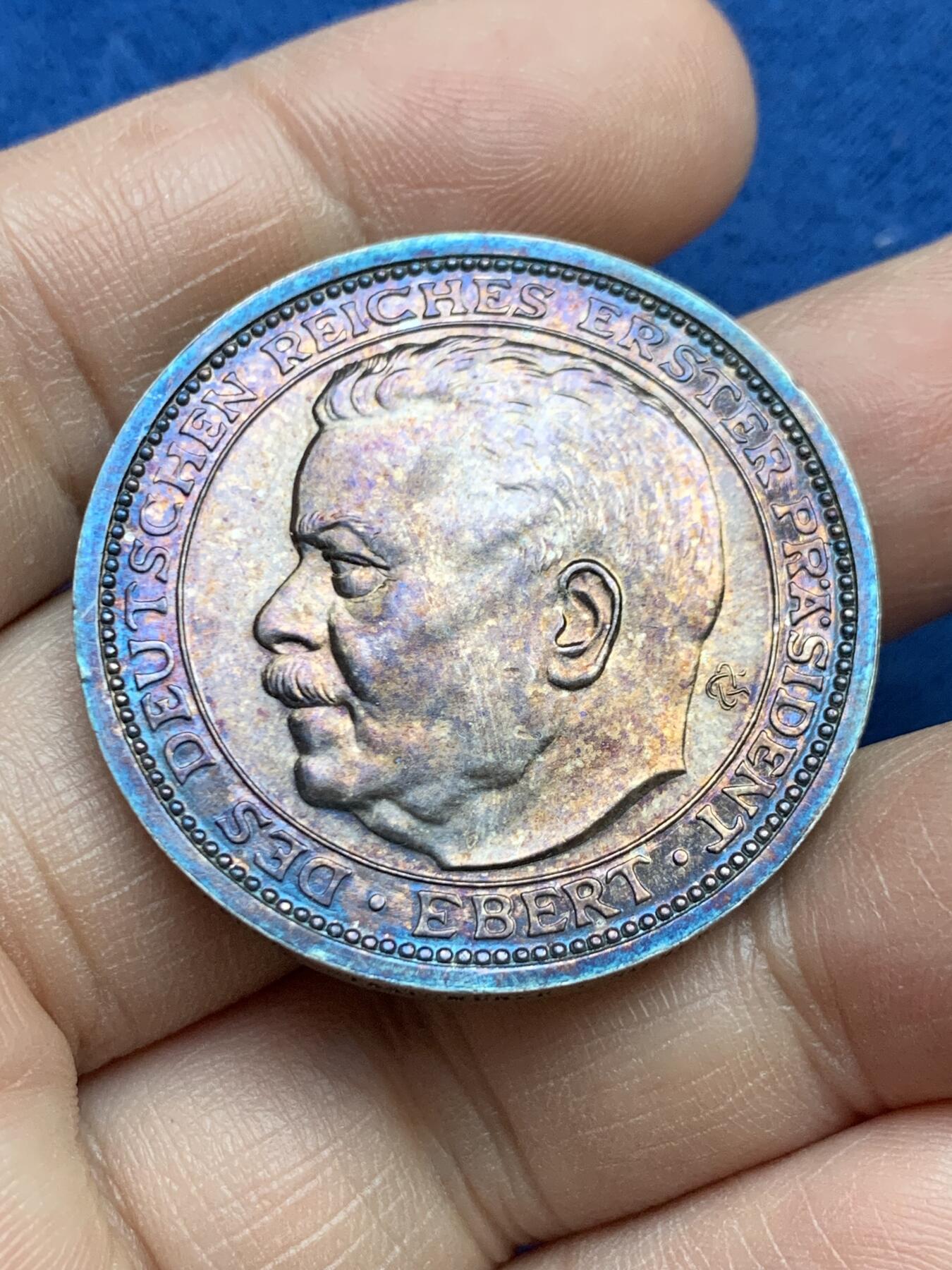 《竞宝斋》第482场 周日，周一 2场连拍 （全场包邮）20级店铺 欢迎送拍 德国埃玛共和国总统艾伯特银章 24.85克 35.8mm