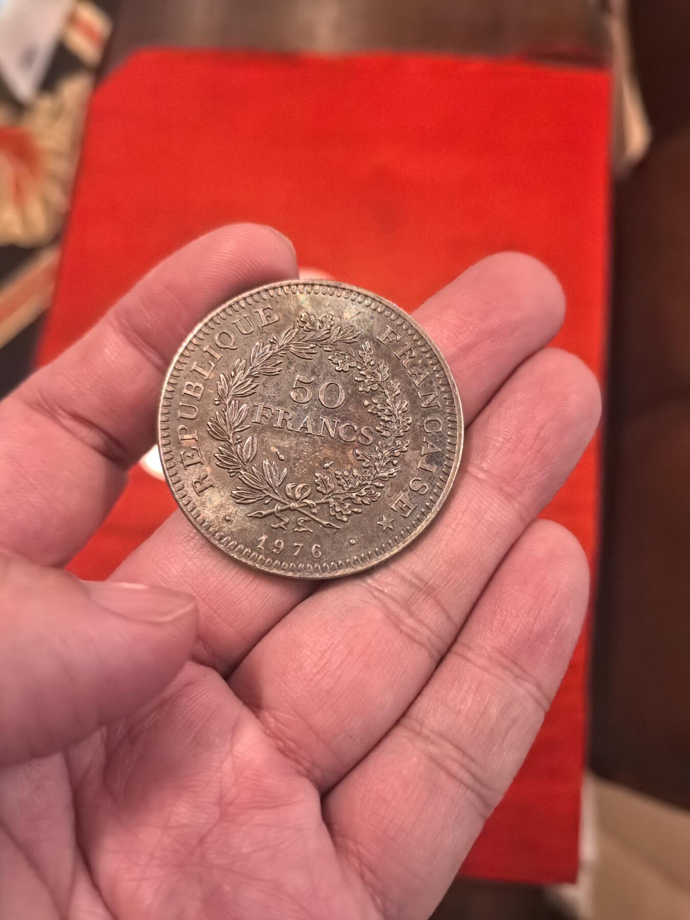 欧洲银章、铜章，大优惠起拍价都是银价计算