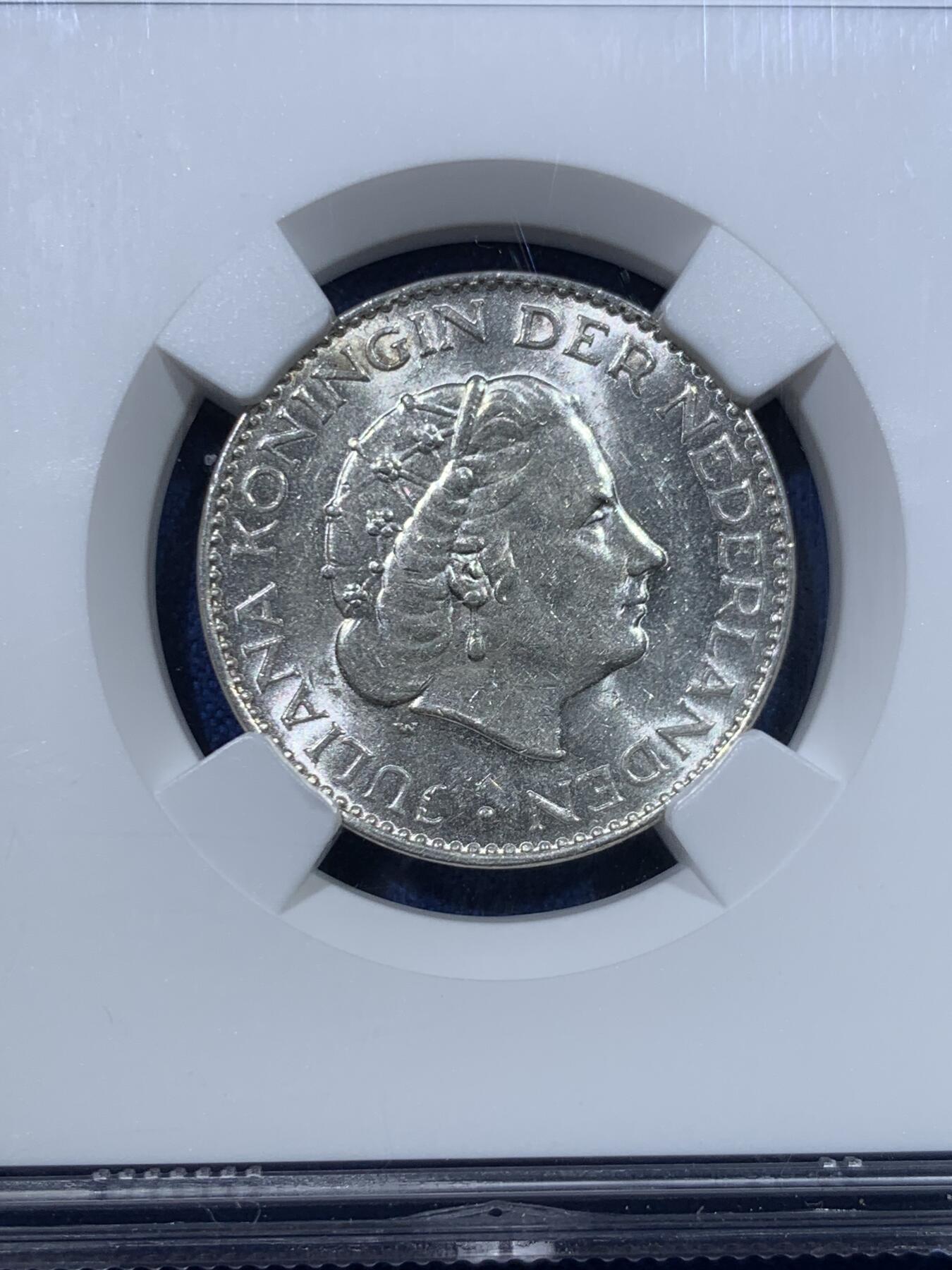 《竞宝斋》第482场 周日，周一 2场连拍 （全场包邮）20级店铺 欢迎送拍 NGC MS61 荷兰1956年1盾银币，50年代好品比60年代的少多了