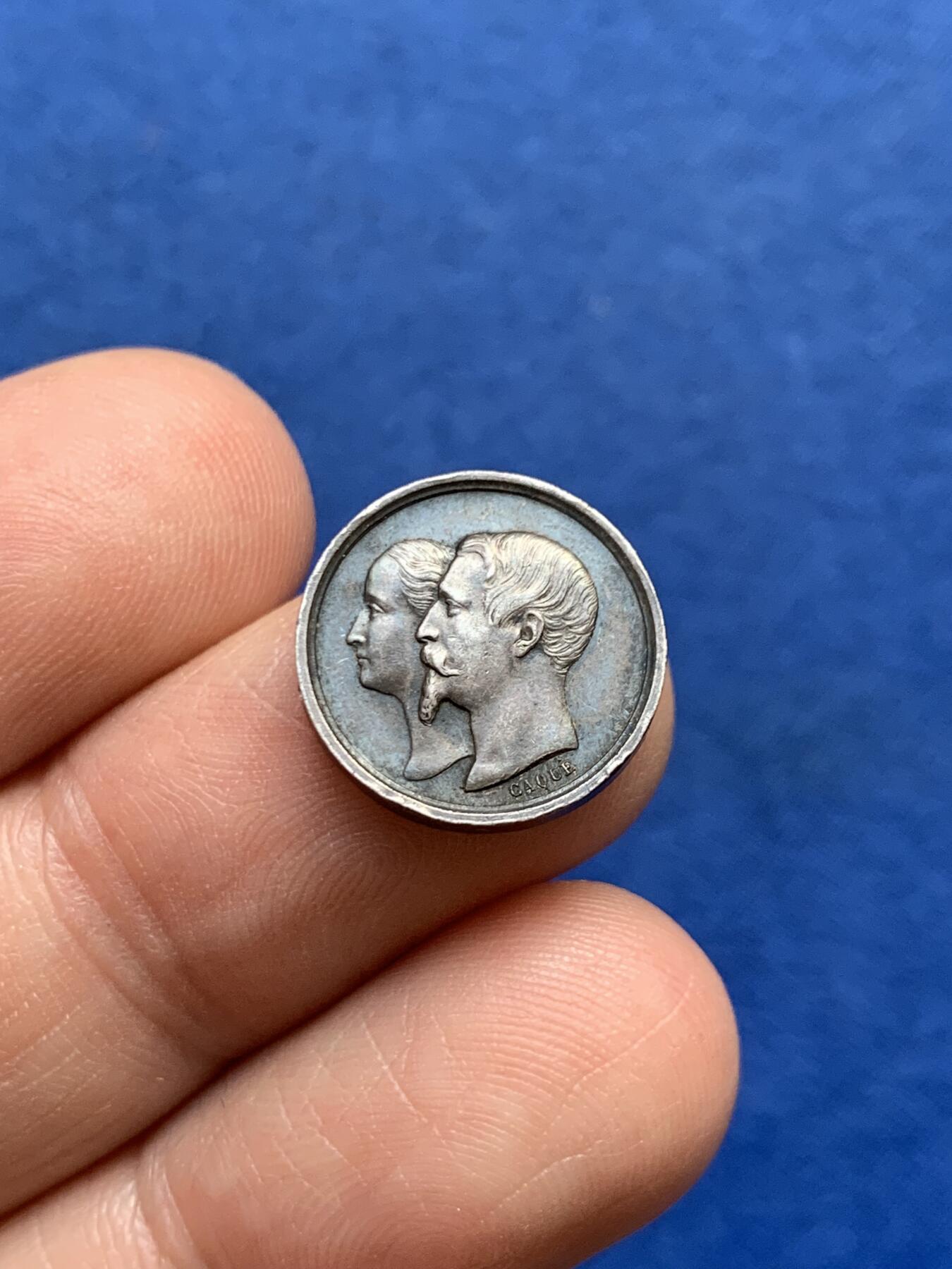 《竞宝斋》第482场 周日，周一 2场连拍 （全场包邮）20级店铺 欢迎送拍 法国1856年拿破仑四世洗礼纪念银章，2.05克，15.2mm