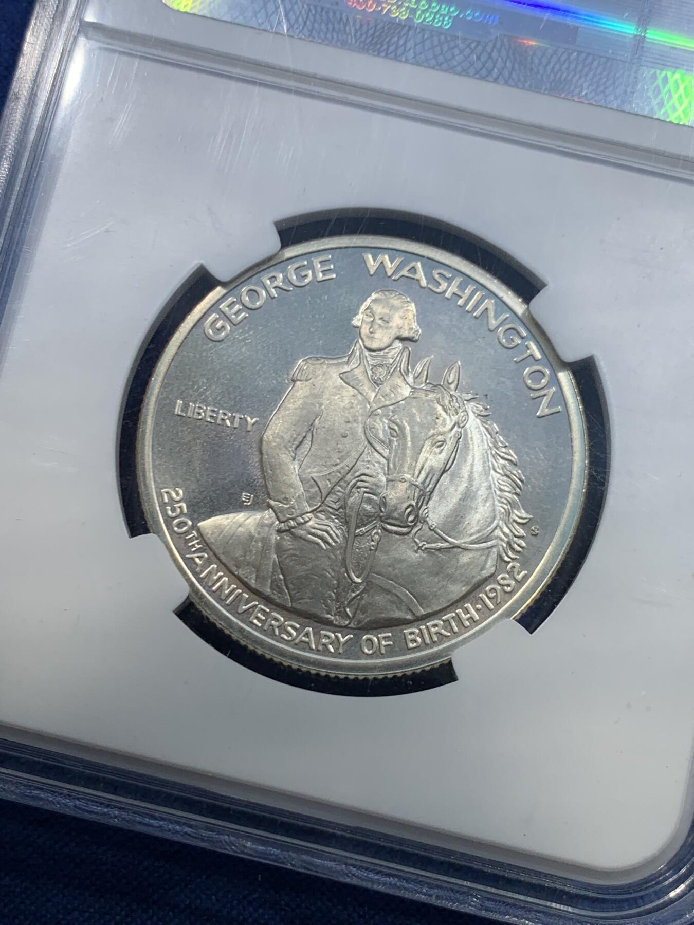 《竞宝斋》第482场 周日，周一 2场连拍 （全场包邮）20级店铺 欢迎送拍 美国1982年乔治·华盛顿诞辰250周年纪念半元精制银币