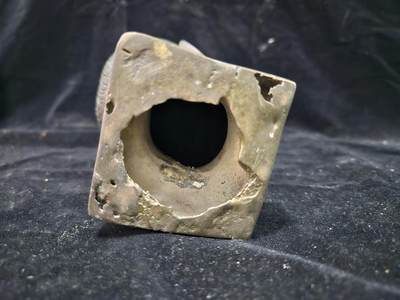 0元起拍勋章 第348期 咸鱼国勋章拍卖专场 4月22日（周三）下午6：00开始 ww2时期 泰国产 奥地利落榜美术生金属雕像 详图私