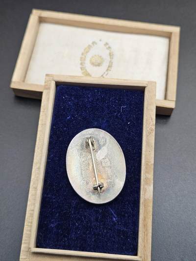 0元起拍勋章 第348期 咸鱼国勋章拍卖专场 4月22日（周三）下午6：00开始 稀少日本战时在乡军人会有功章带盒