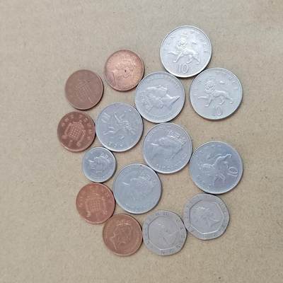 PCAI钱币  21-813 钱币邮票纪念章小专场 外币一组