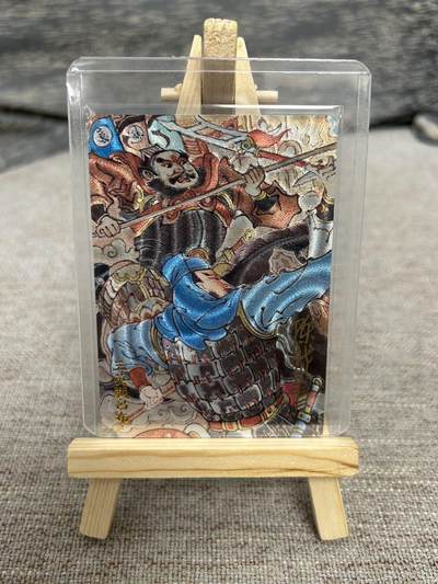 喜灰玩卡拍卖第八期，接拍品0佣金，欢迎送拍，释放现金流，让自己有资金可以购买更多喜欢的卡牌，让别的卡友能淘到更多心仪的卡牌 【亲签限编】 昆仑万象 陈岱青老师绘 三英战吕布 亲签 限编 048/128编 折光粗闪