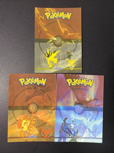 NO.31 好又多金牌大场，期期夯爆，每周必拍！要啥有啥，一站式配齐，方便凑单！（周6晚9点截拍，卖家送拍0抽成！） 新秀卡牌 宝可梦 闪电鸟 急冻鸟 火焰鸟 3张 镭光