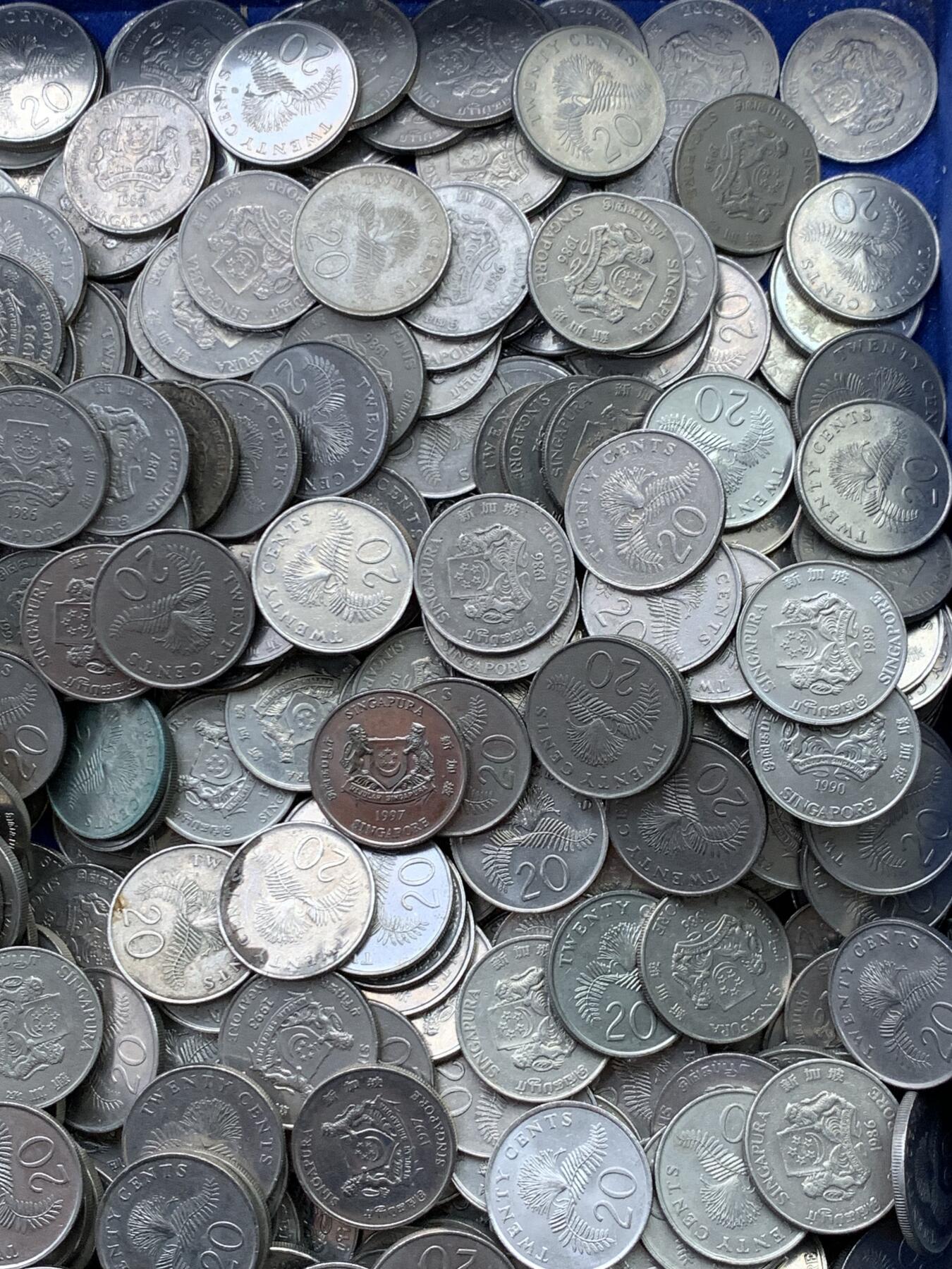 《竞宝斋》第482场 周日，周一 2场连拍 （全场包邮）20级店铺 欢迎送拍 新加坡零钱 20分1000枚硬币，重量4500克+，一枚4.5克，面值200新加坡元！汇率值约1050人民币！