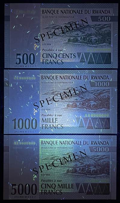 小福收藏拍卖第205期 裸钞场 本期有多张豹子号靓号  大量民国钞 百慕大样钞洋葱冠全套  阿富汗首年份查希尔国王和独立纪念碑 仅发行1000枚亚克力砖封蒙古20000图格里克帝国800周年纪念钞 卢旺达 东加勒比 斯里兰卡等多国精美纸币 卢旺达 1994年 500 1000 5000法郎 样钞 卢旺达大屠杀年份 AA冠 全同号0507 1组3张 unc