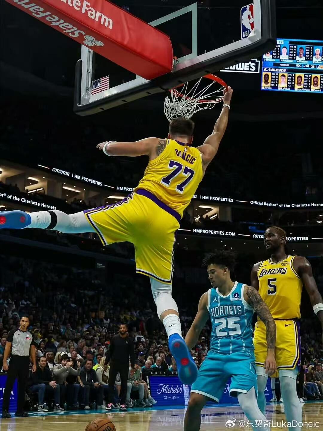 零元拍：东大王加冕得分王，NBA得分王卢卡-东契奇亲签洛杉矶湖人Nike球队限定紫金球衣背书经典Luka Magic，本人尺码，绝对是这个辉煌赛季的不二收藏！