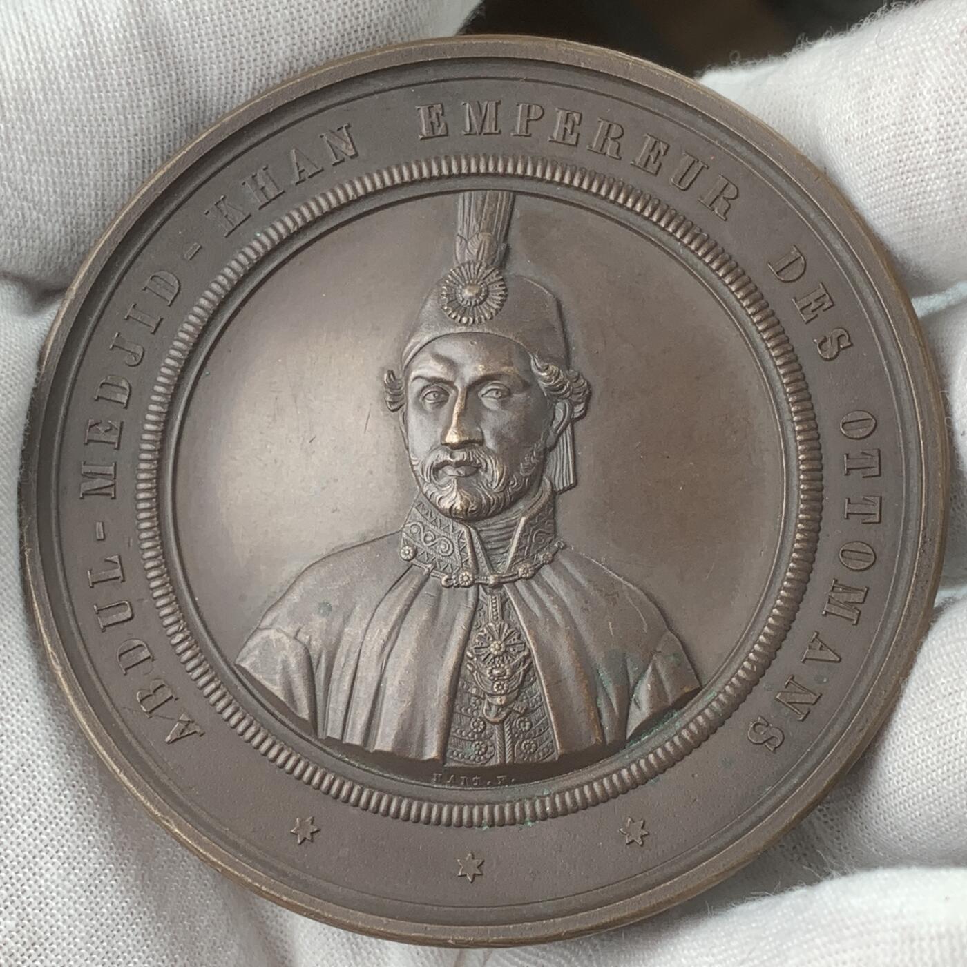 掌中浮雕-藏着的欧洲第059场 1853年奥斯曼帝国阿卜杜勒·麦贾德锡诺普战役铜章，68mm，Hart雕刻，有合适的盒子