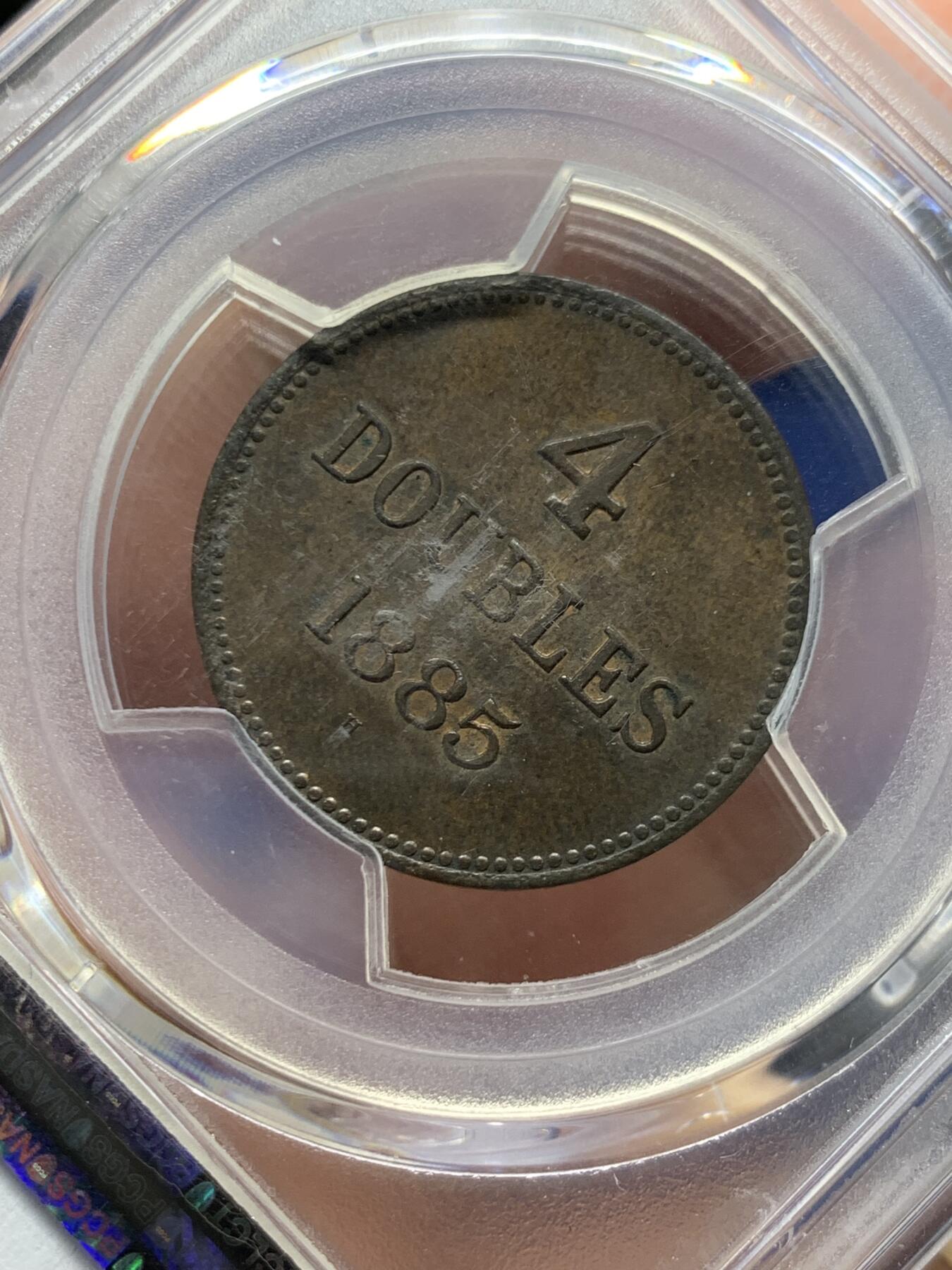 《竞宝斋》第482场 周日，周一 2场连拍 （全场包邮）20级店铺 欢迎送拍 PCGS PR63BN 唯一冠军分 根西岛1885年4道布精制铜币，首见，极为稀少的根西精铸版，一骑绝尘的分数，PC亚军就只有AU50了。SBP拍卖22年N盒SP61分160美元不含佣成交，63错过难遇