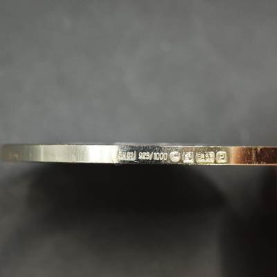 【淘币小摊】实时拍第八百九十六拍   银币套币场    每周一统一发货 日本1978年银章 王贞治800次本垒打纪念 925银20克 带纪念框有银标（侧面）