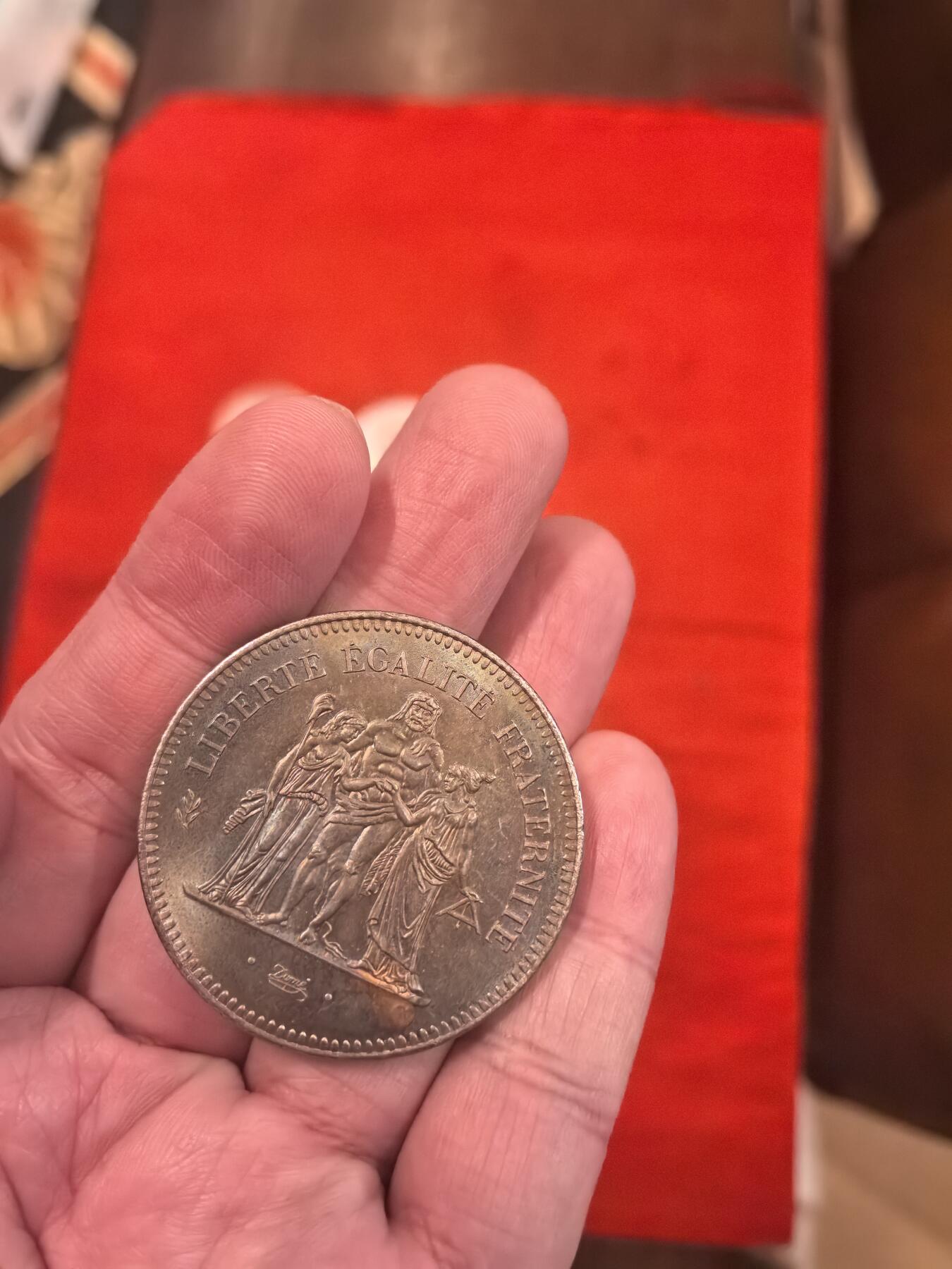 欧洲银章、铜章，大优惠起拍价都是银价计算