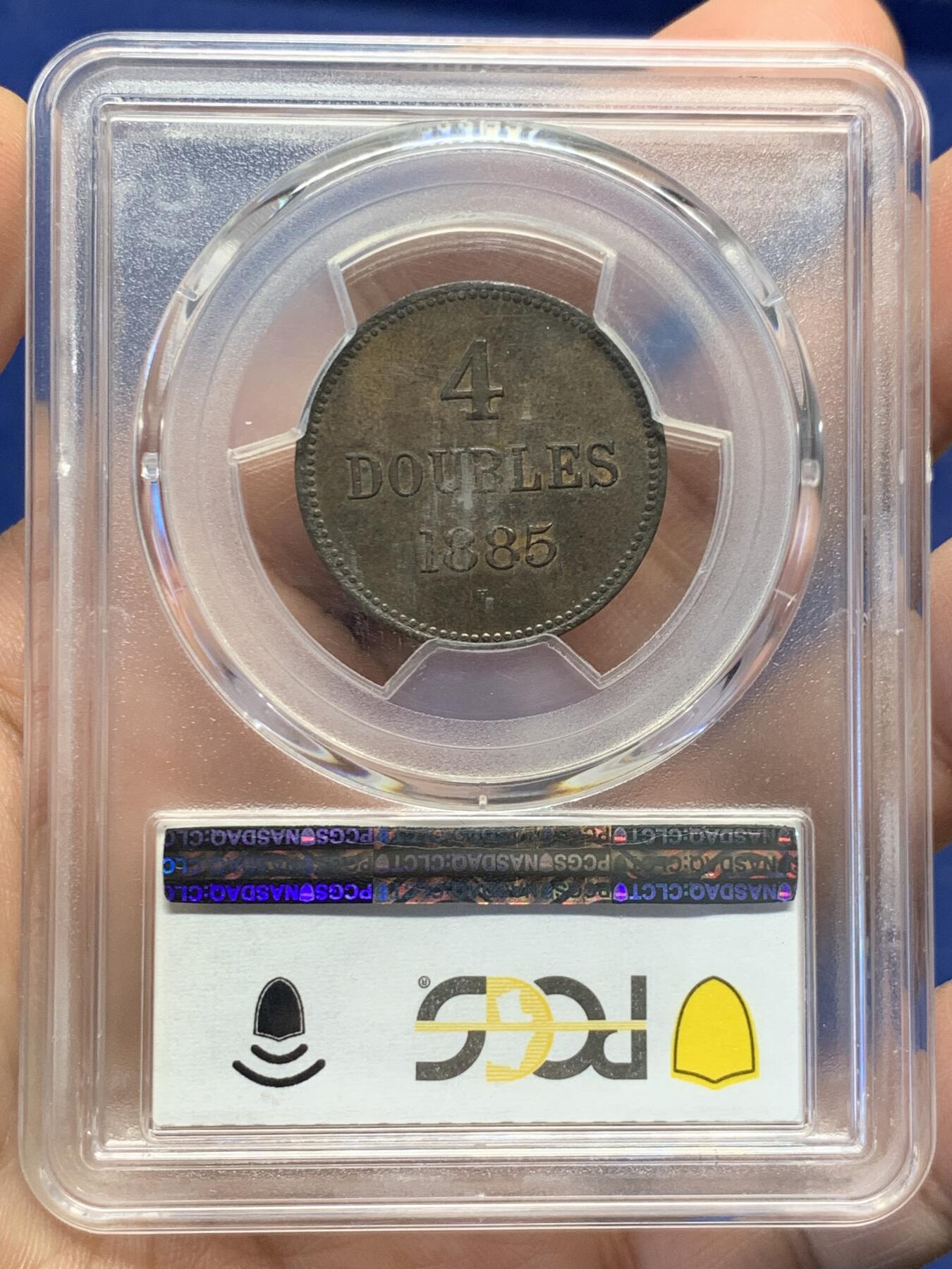 《竞宝斋》第482场 周日，周一 2场连拍 （全场包邮）20级店铺 欢迎送拍 PCGS PR63BN 唯一冠军分 根西岛1885年4道布精制铜币，首见，极为稀少的根西精铸版，一骑绝尘的分数，PC亚军就只有AU50了。SBP拍卖22年N盒SP61分160美元不含佣成交，63错过难遇