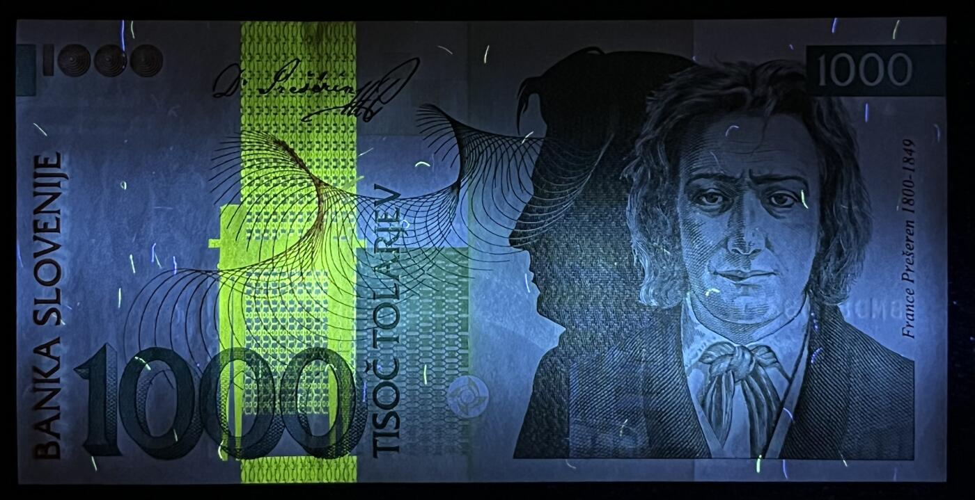 小福收藏拍卖第205期 裸钞场 本期有多张豹子号靓号  大量民国钞 百慕大样钞洋葱冠全套  阿富汗首年份查希尔国王和独立纪念碑 仅发行1000枚亚克力砖封蒙古20000图格里克帝国800周年纪念钞 卢旺达 东加勒比 斯里兰卡等多国精美纸币