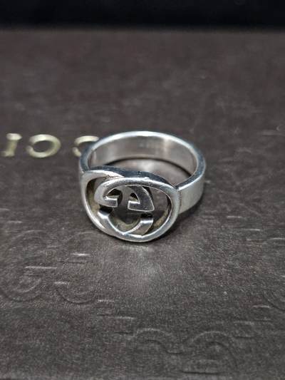 0元起拍勋章 第348期 咸鱼国勋章拍卖专场 4月22日（周三）下午6：00开始 正品 GUCCI戒指带盒带证书 925银制 内圈直径15.6