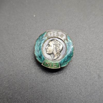 0元起拍勋章 第348期 咸鱼国勋章拍卖专场 4月22日（周三）下午6：00开始 日本1950年宪法发布纪念珐琅章