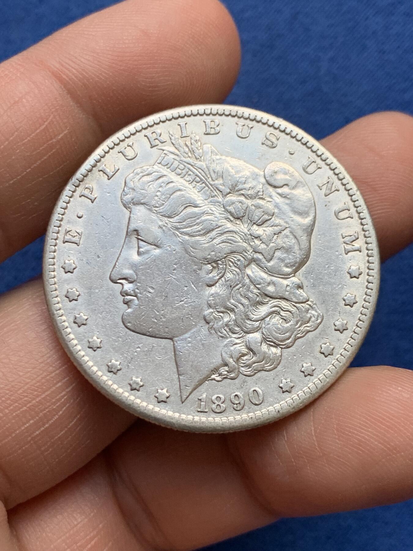 《竞宝斋》第482场 周日，周一 2场连拍 （全场包邮）20级店铺 欢迎送拍 美国1890年摩根1美元银币