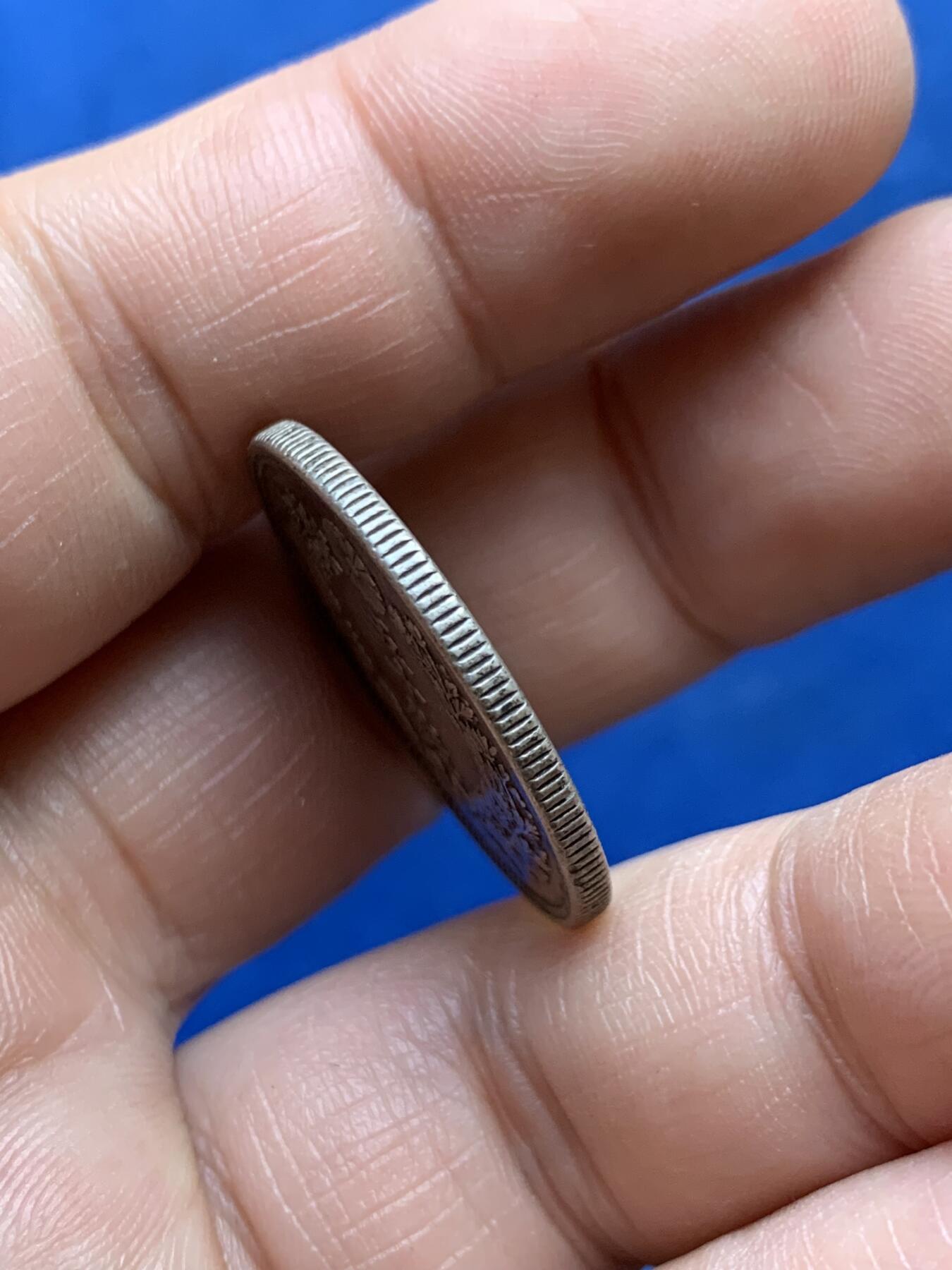 《竞宝斋》第482场 周日，周一 2场连拍 （全场包邮）20级店铺 欢迎送拍 日本明治四十年旭日五十钱银币