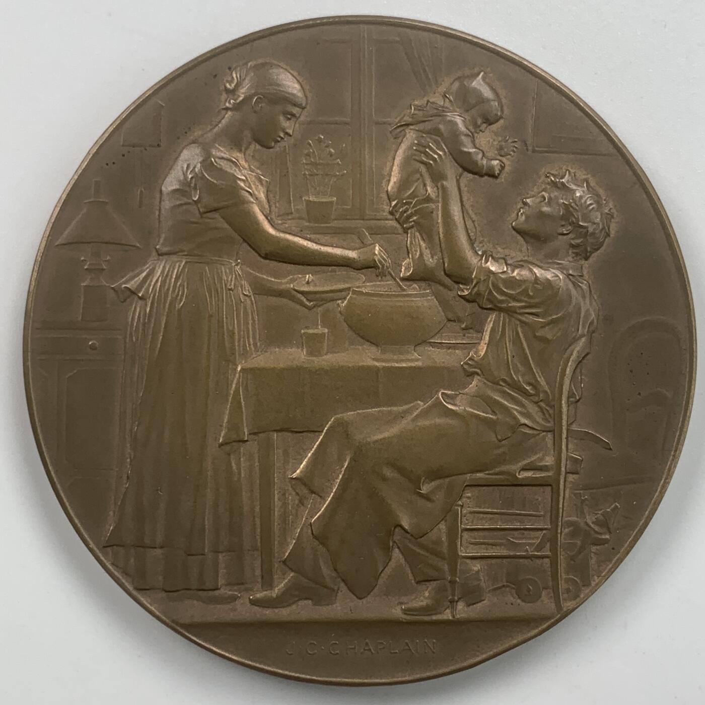 掌中浮雕-藏着的欧洲第059场 1891年法国廉价住宅协会铜章，61mm，chaplain雕刻，原盒。