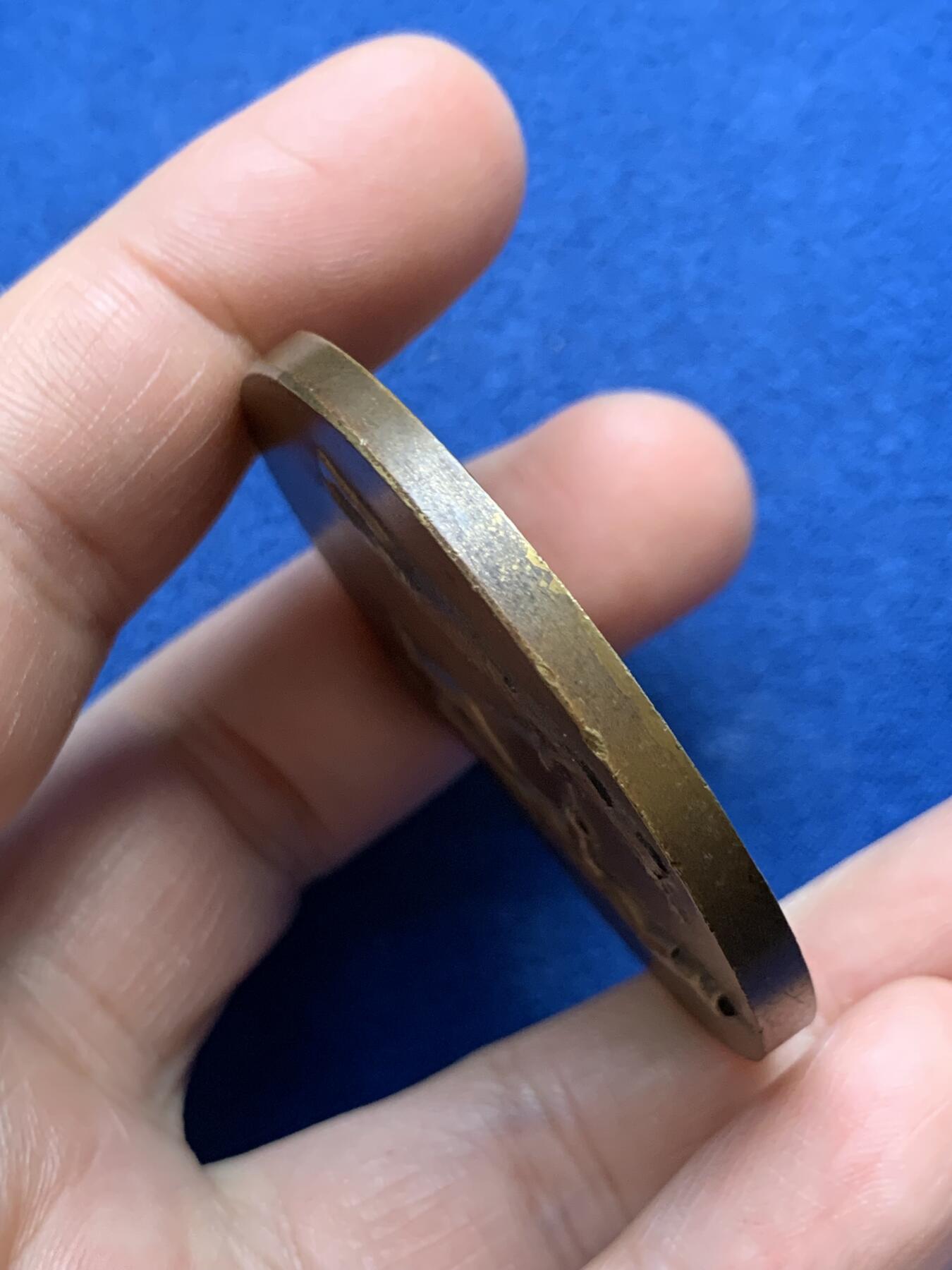 《竞宝斋》第482场 周日，周一 2场连拍 （全场包邮）20级店铺 欢迎送拍 法国击剑比赛铜章 61克 49.3mm