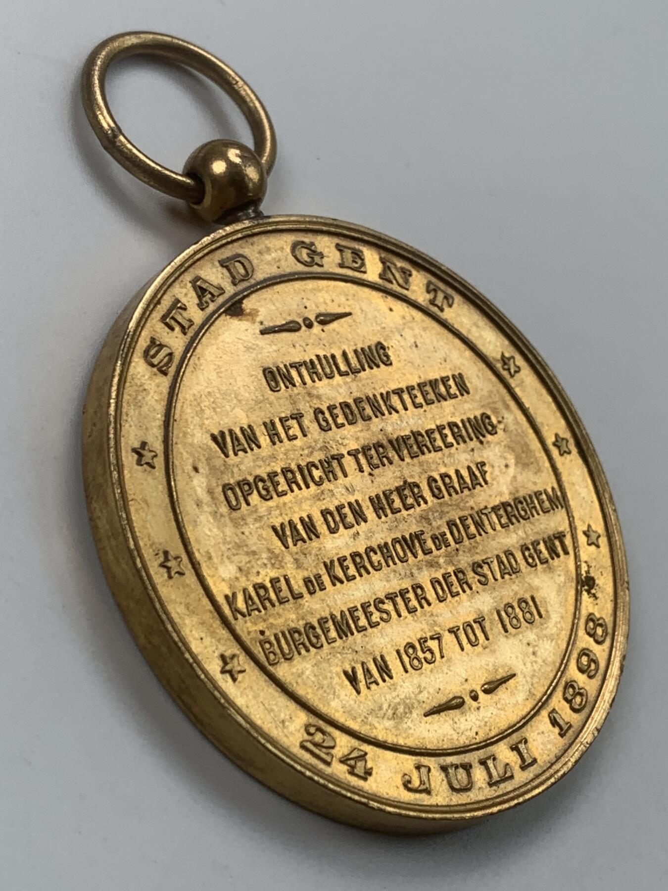 掌中浮雕-藏着的欧洲第059场 1898年比利时根特市长纪念碑揭幕镀金铜章，50.5mm