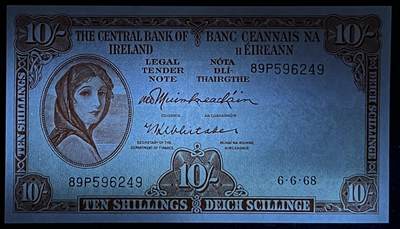 小福收藏拍卖第205期 裸钞场 本期有多张豹子号靓号  大量民国钞 百慕大样钞洋葱冠全套  阿富汗首年份查希尔国王和独立纪念碑 仅发行1000枚亚克力砖封蒙古20000图格里克帝国800周年纪念钞 卢旺达 东加勒比 斯里兰卡等多国精美纸币 爱尔兰 1968年 10先令 unc